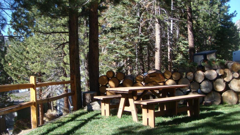 Innsbruck Lodge Mammoth Lakes Extérieur photo